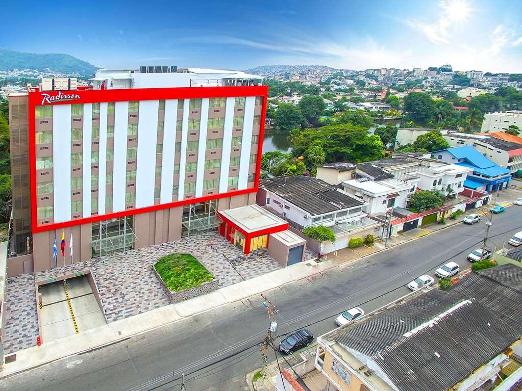 Radisson Hotel Guayaquil Exteriér fotografie